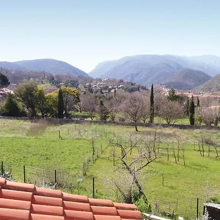 Semesterbostad Lovely In Prades (Pyrenees-Orientales)