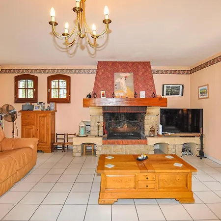 Lovely In * Prades (Pyrenees-Orientales)