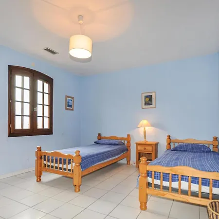 Lovely In With Outdoor Swimming Pool Holiday home Prades (Pyrenees-Orientales)